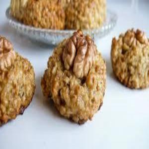 Bulgarian Orehovki- Little Pecan Cookies_image