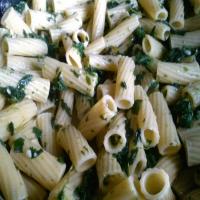 Rigatoni With Spinach image
