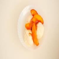 Caramelized Skillet Peaches image