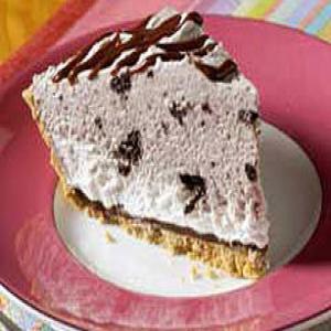Cookies & Cream Fudge Ice Cream Shop Pie_image