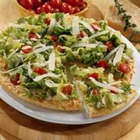 Chopped Caesar Salad on Pizza Crust_image
