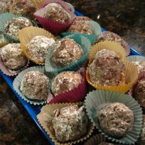 Hello Dolly Party Balls image