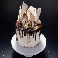 Maple Ginger Cake with Ganache Drip_image