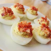 Dill-Infused Deviled Eggs with Bacon Crumble_image