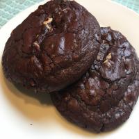 Chewy Keto Chocolate Cookies image