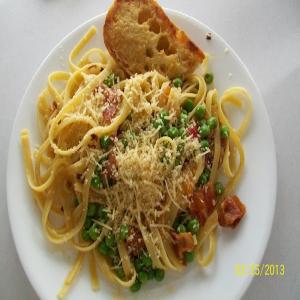 Fettuccine with bacon and peas_image
