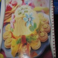 Pampered Chef's Spring Bonnet Cake_image