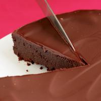 Flourless Chocolate Cake with Chocolate Glaze_image