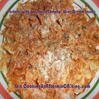 Farfalle with Sun Dried Tomato, Garlic & Wine Cream Sauce_image