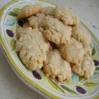 Giada's Pecorino Crackers image