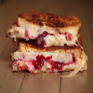 The Ultimate Thanksgiving Leftover Grilled Cheese Recipe - (4.4/5)_image
