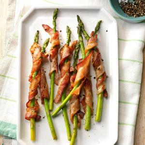 Air-Fryer Bacon-Wrapped Asparagus_image