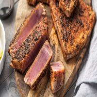 Spice-Rubbed Seared Tuna Steaks With Balsamic Reduction_image