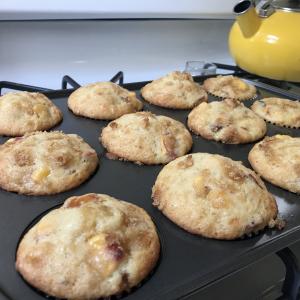 Beth's Peach-Nectarine Muffins_image