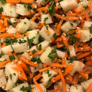 Shredded Apple Carrot Salad_image