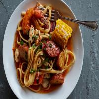 Crab and Shrimp Boil Pasta_image