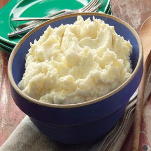 Mashed Potatoes with Sour Cream & Garlic_image