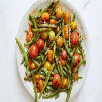 Blistered Green Beans and Tomatoes With Honey, Harissa and Mint_image