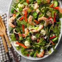 Green Salad with Shrimp and Wine Vinaigrette image