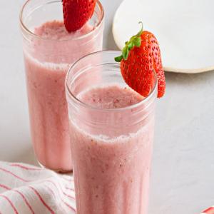 Simple Strawberry-Kiwi Smoothie image