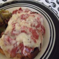 Creamed Chipped Beef on Toast - Cayenne Kick image