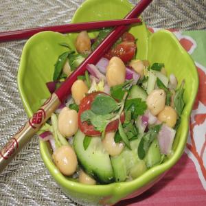 Herb and Chickpea Salad_image