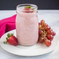 Strawberry-Grape Smoothie Without Yogurt_image