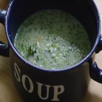 Easy & Delicious Broccoli Cheese Soup_image