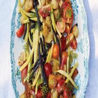 Tomato and Wax-Bean Salad with Olive-Oil Croutons image