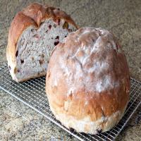 Crusty Cranberry Walnut Bread_image
