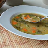 White Bean and Spinach Soup_image