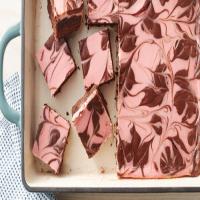 Raspberry-Chocolate Swirled Cheesecake Bars_image
