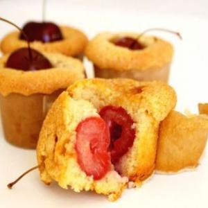 Cherry Mahlepi muffins_image