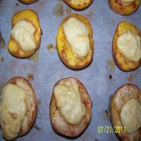 Cheesecake Filled Peaches image