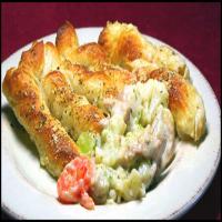 Breadstick Topped Chicken Pie_image