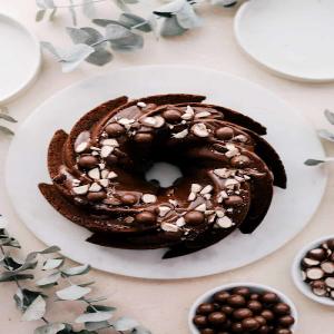 Malted Chocolate Bundt Cake_image