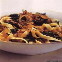Pasta with Caramelized Onions and Bitter Greens_image