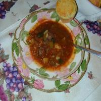 Hearty Beef and Vegetable Soup With Mushrooms_image