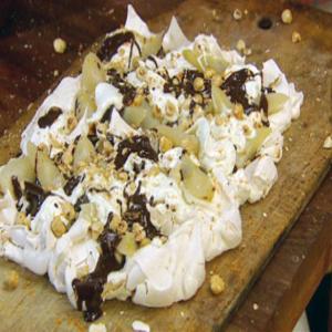 Tray-Baked Meringue with Pears, Cream, Toasted Hazelnuts and Chocolate Sauce_image