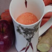 Apple, Carrot and Ginger Juice image