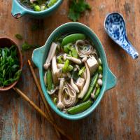 Noodle Bowl With Soba, Enoki Mushrooms, Sugar Snap Peas and Tofu_image