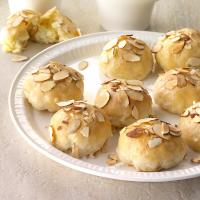 Creamy Lemon Almond Pastries_image