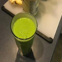 Spinach Banana Smoothie image