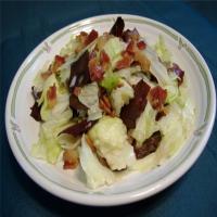 Lettuce Salad With Bacon Dressing_image