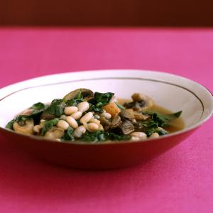 One-Pot Quick Vegetable and Navy-Bean Stew_image