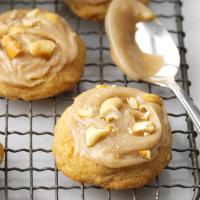 Frosted Cashew Cookies image