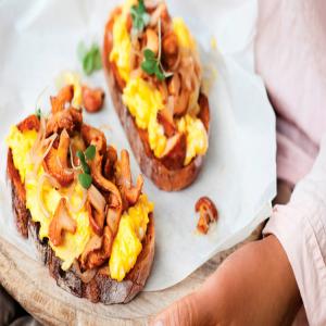 Chanterelle and Egg Sandwiches image