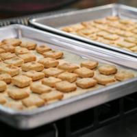 Rosemary and Pepper Crackers image
