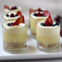 Creamy Mini Fruit Desserts_image