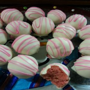 Strawberry Cheesecake Truffles Recipe - (4.2/5)_image
